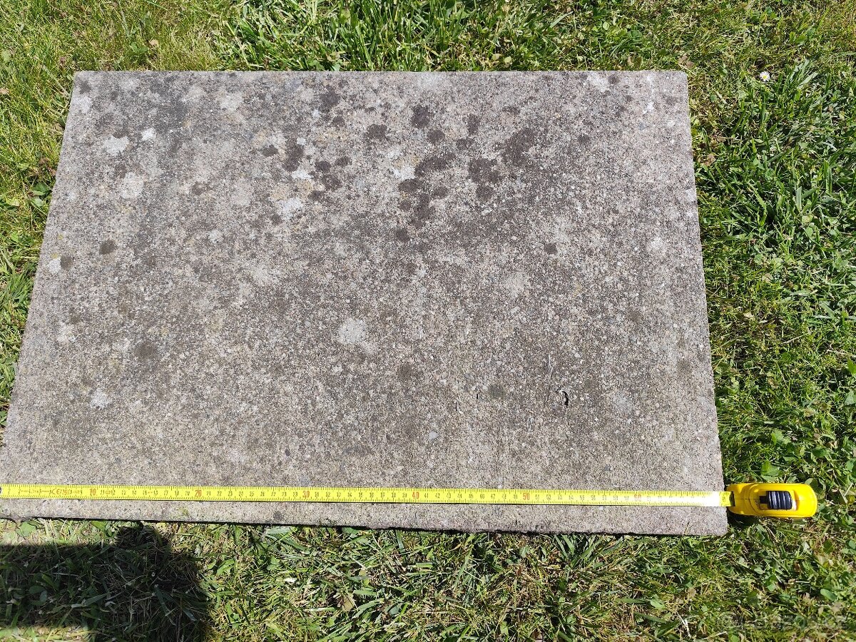 Prodám betonovou stříšku - 3