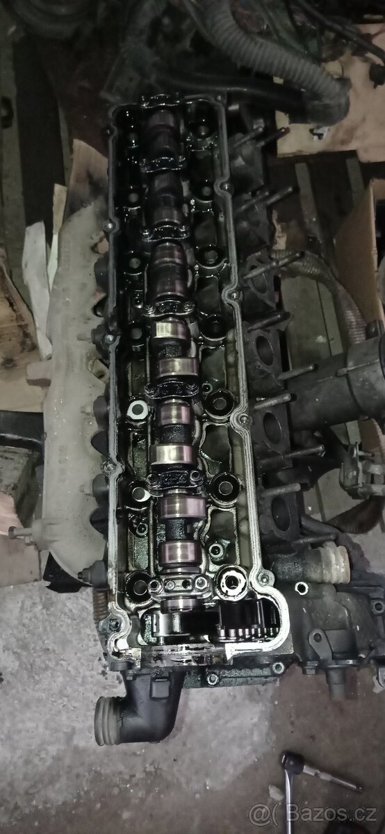 BMW 525 tds 105kw hlava blok - 3