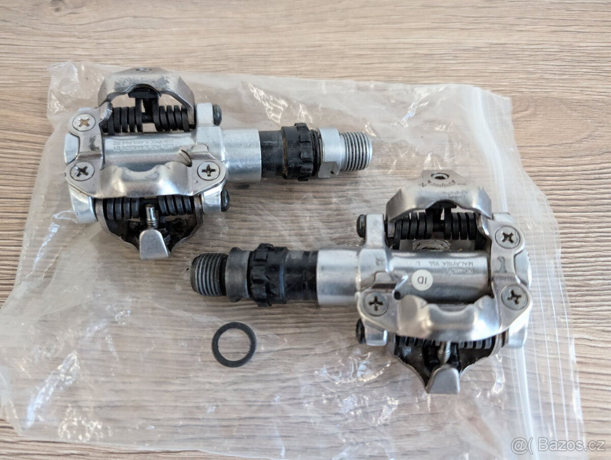 Cyklopříslušenství (světla, klíče, držáky, pedály, ...) - 3