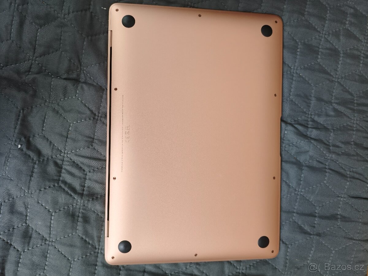 Macbook Air 2020 8/256 - 3