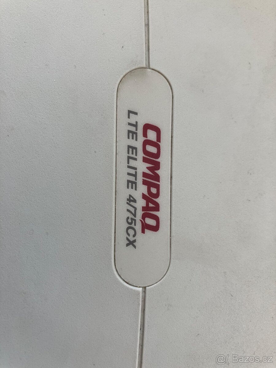 Retro notebook Compaq - 3