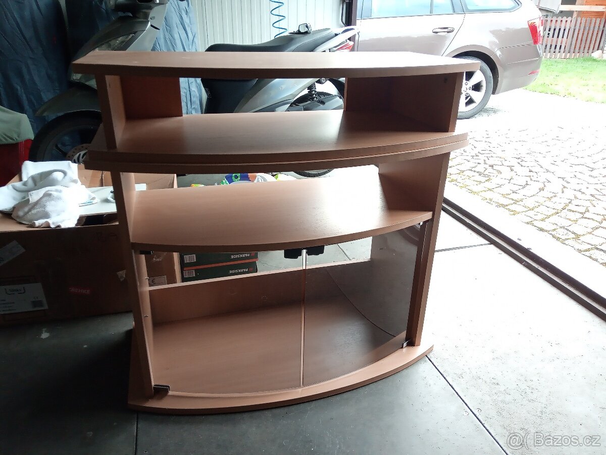 skříňka pod televizi - 3