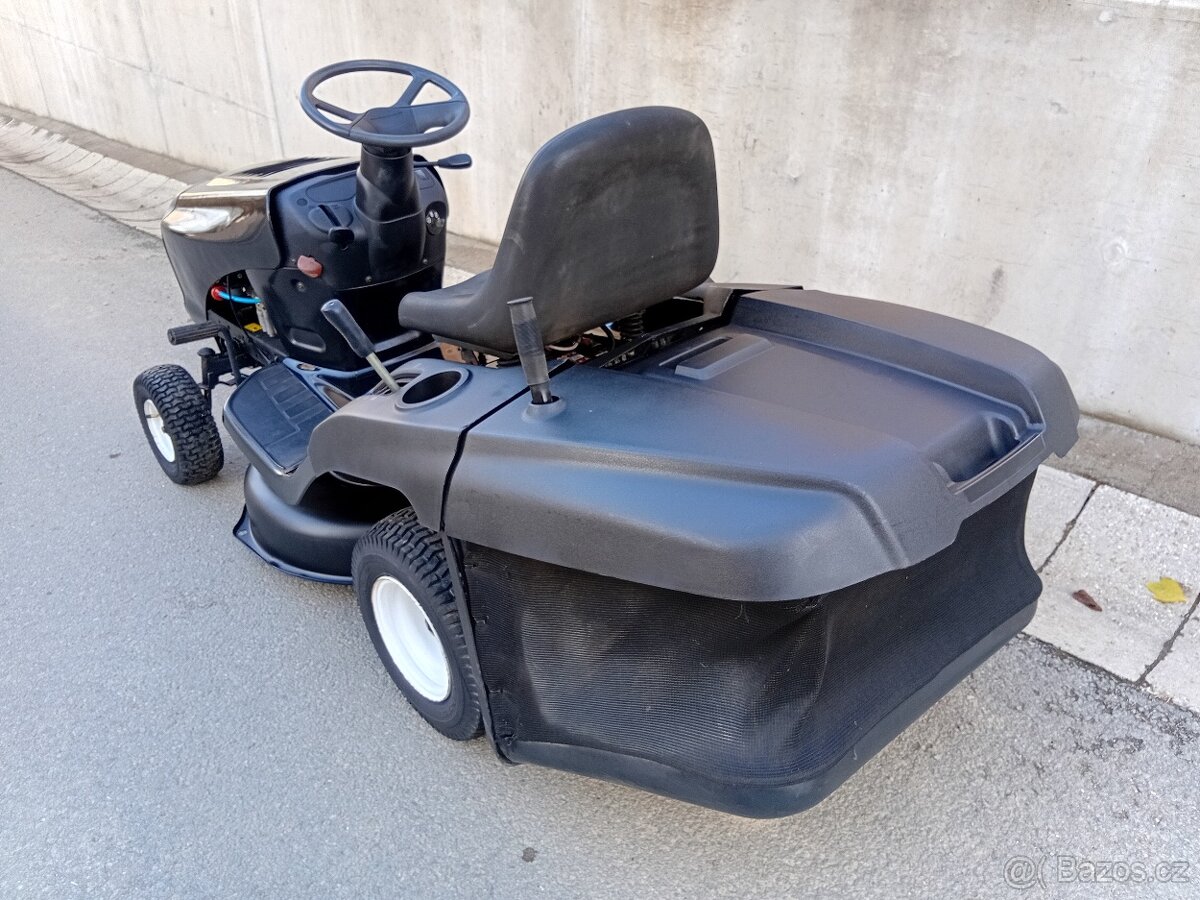 Prodám zahradní traktor Hurricane - 3