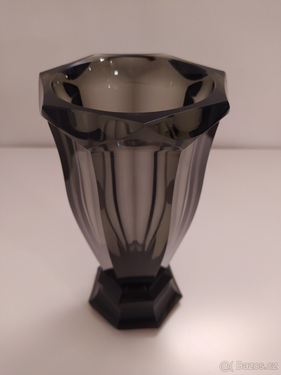 Starožitná skleněná Art Deco hranovaná váza, Rudolf Hloušek - 3