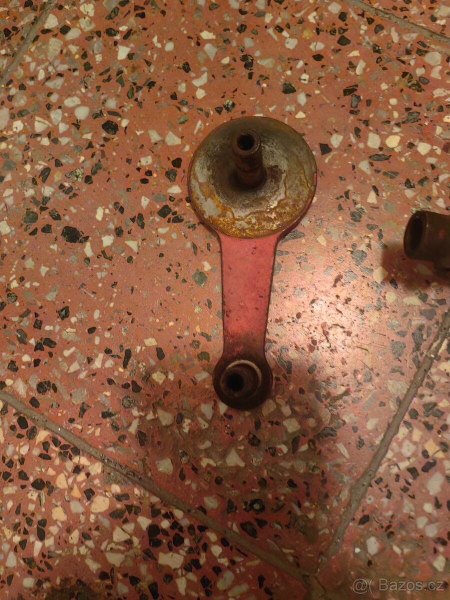 Jawa speciál vahadla - 3