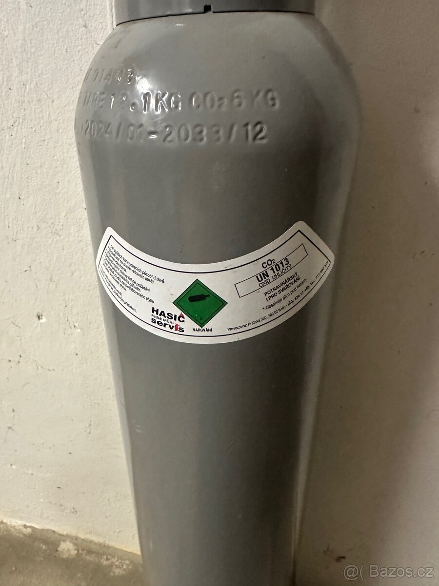 CO2 lahev - 3