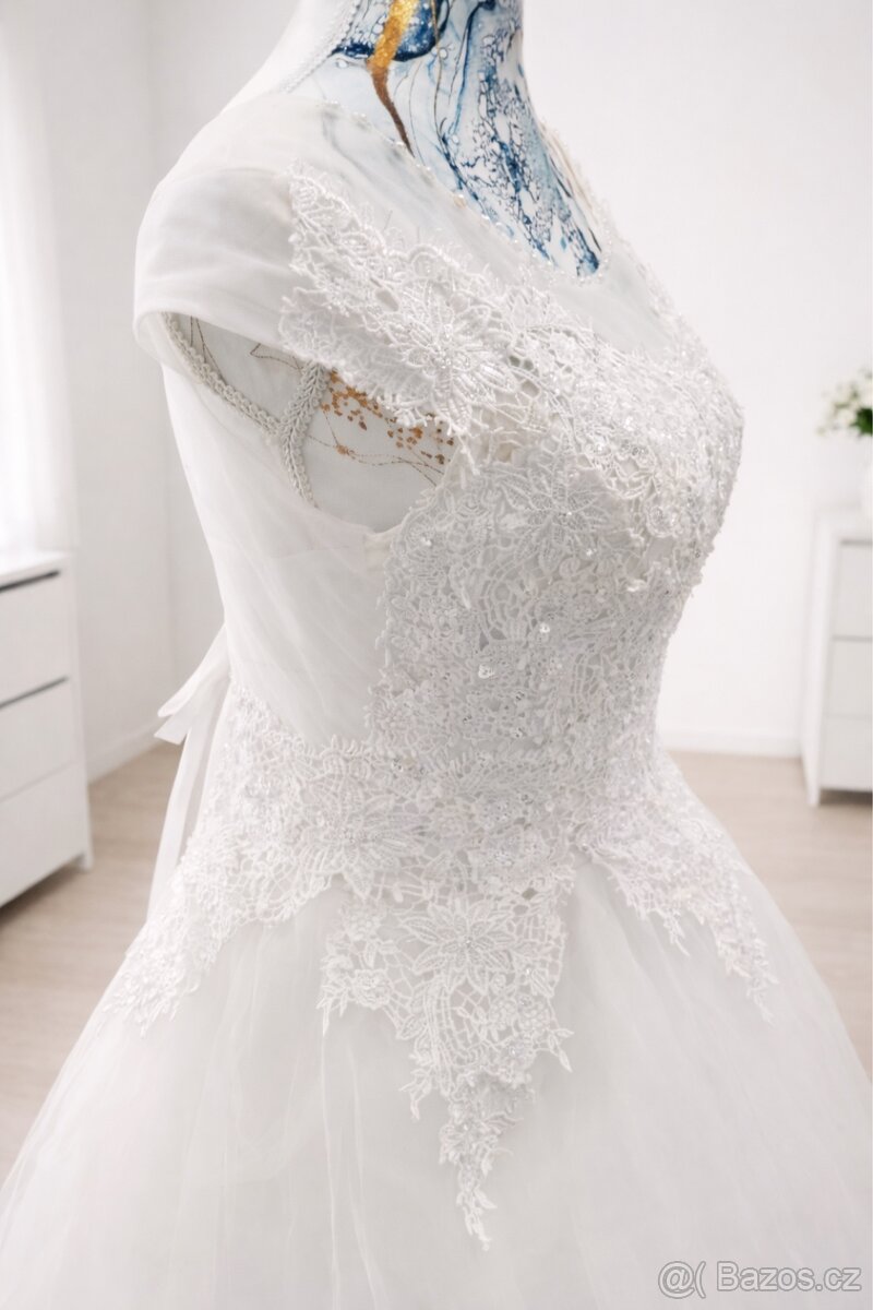 Svatební šaty - 3