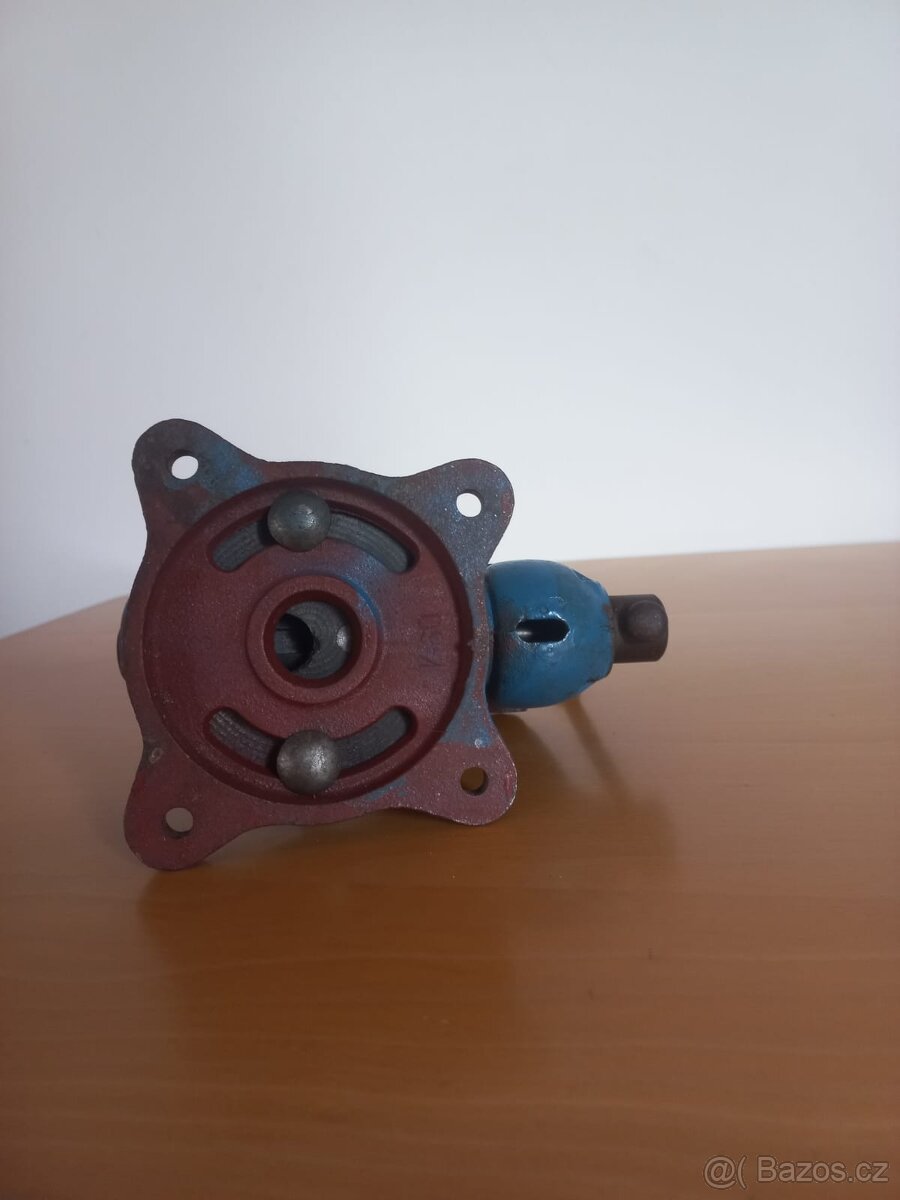 Svěrák York 60 - 3