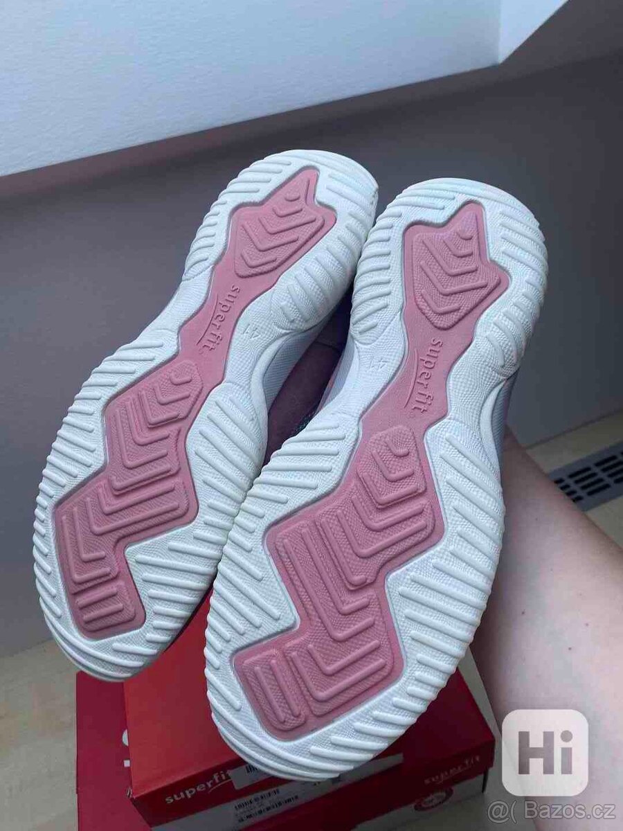 Superfity velikost 41 - 3