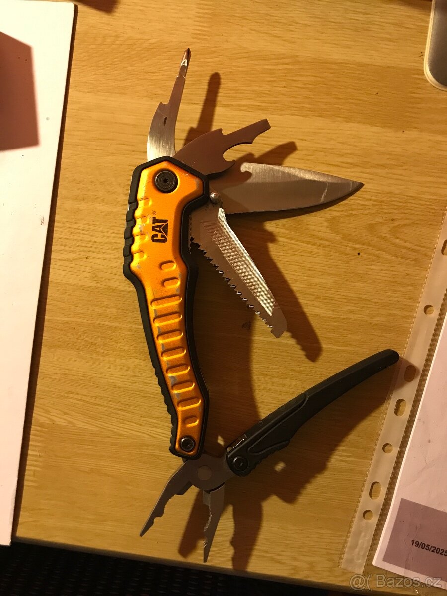 Multifunkční nůž Cat - 3