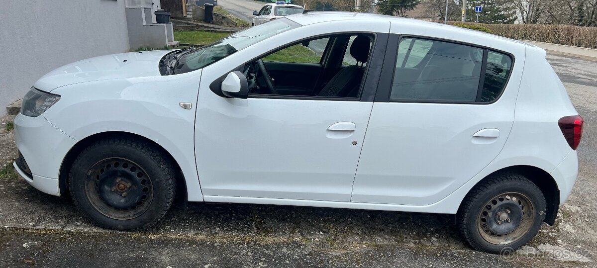 Dacia Sandero - 3