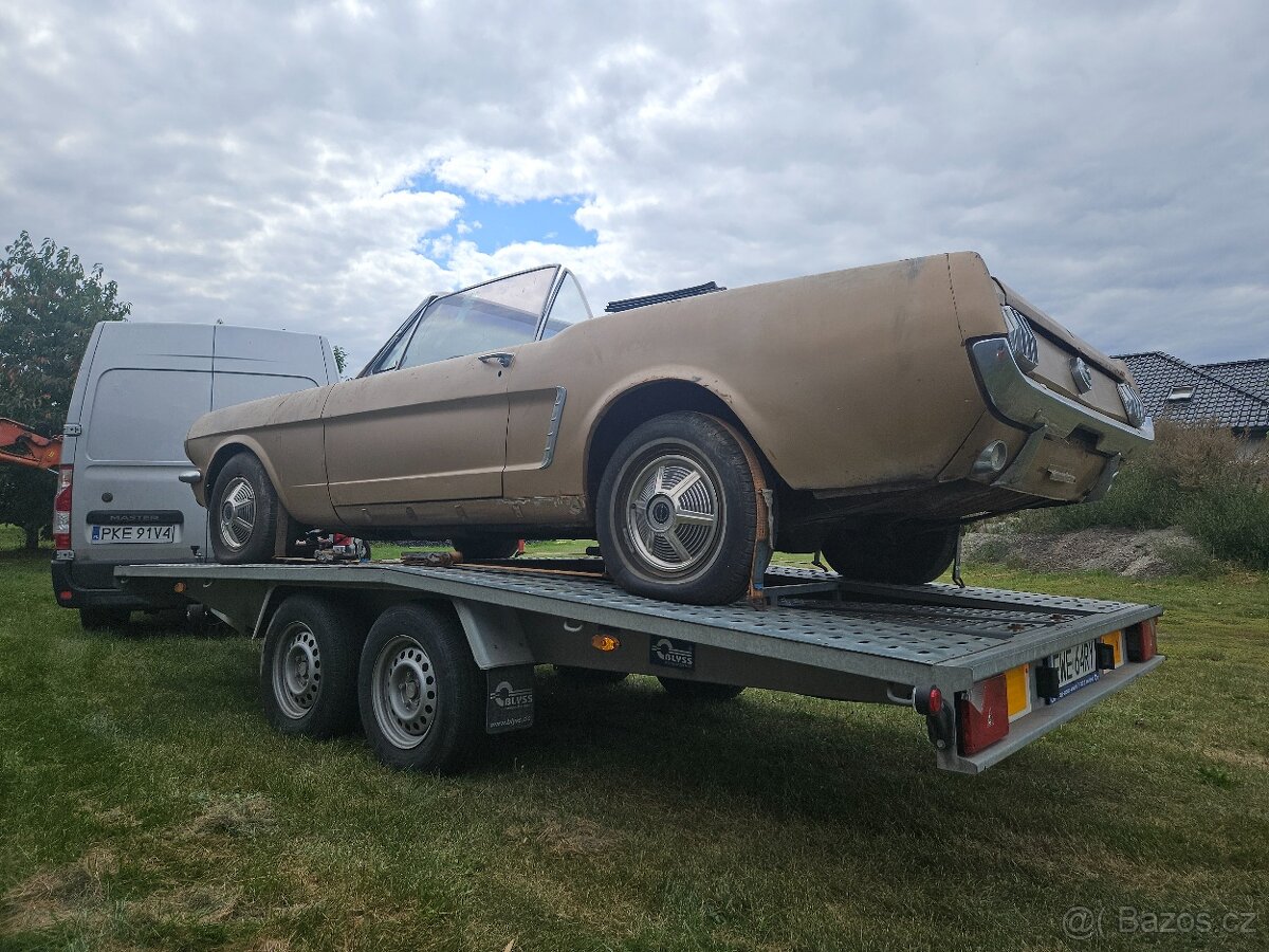 Ford Mustang V8 Cabriolet - 3