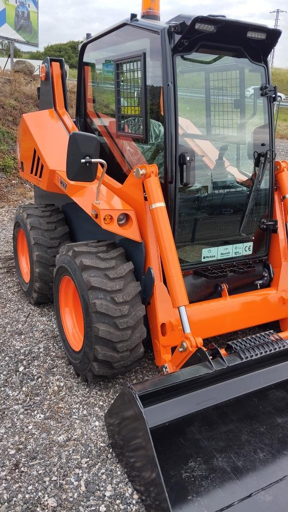 Locust 1004, smykem řízený nakladač, minibagr, bobek - 3