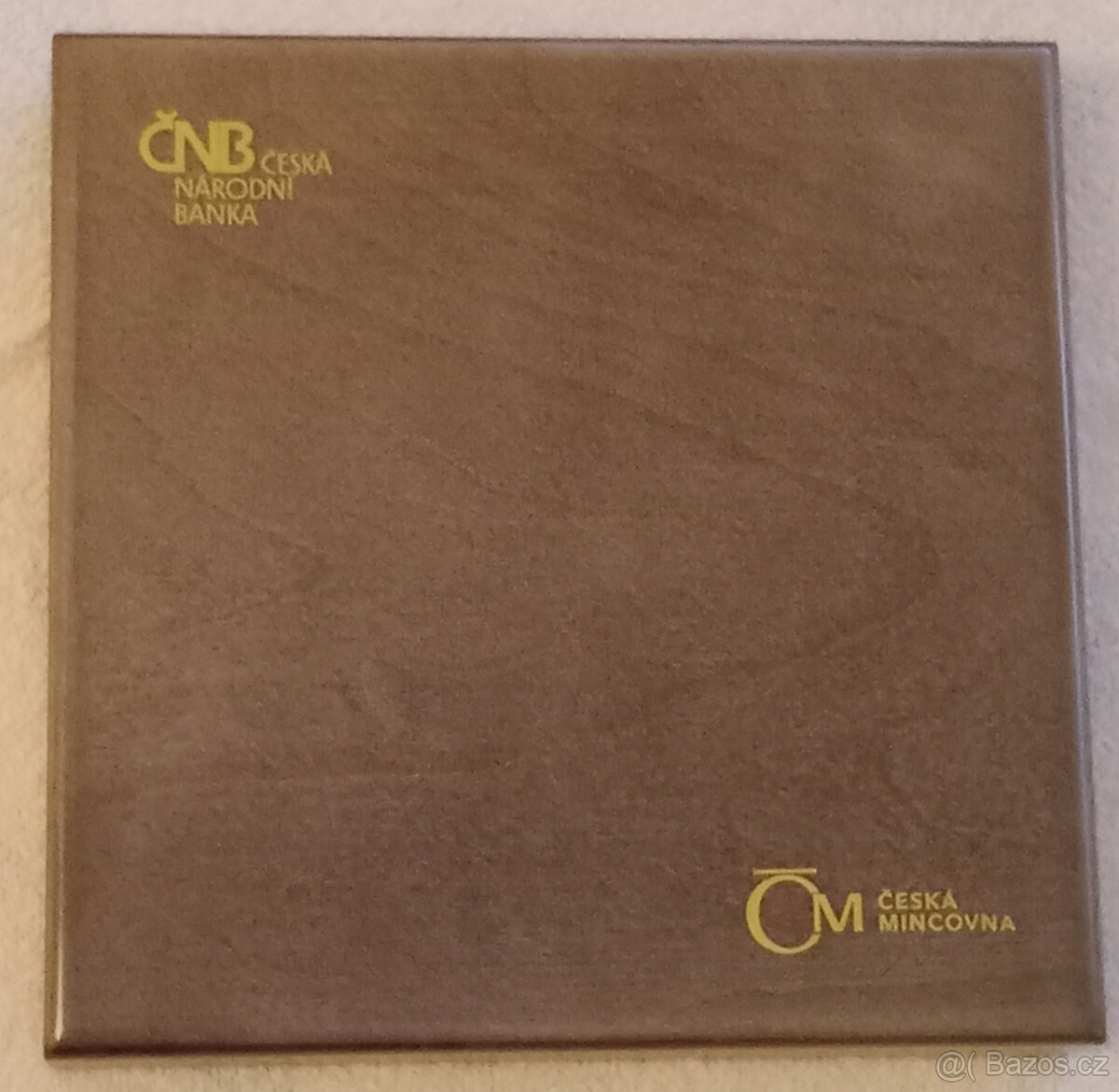 SADA OBĚŽNÝCH MINCÍ ČR 2024 PROOF - DŘEVĚNÁ ETUE - 3