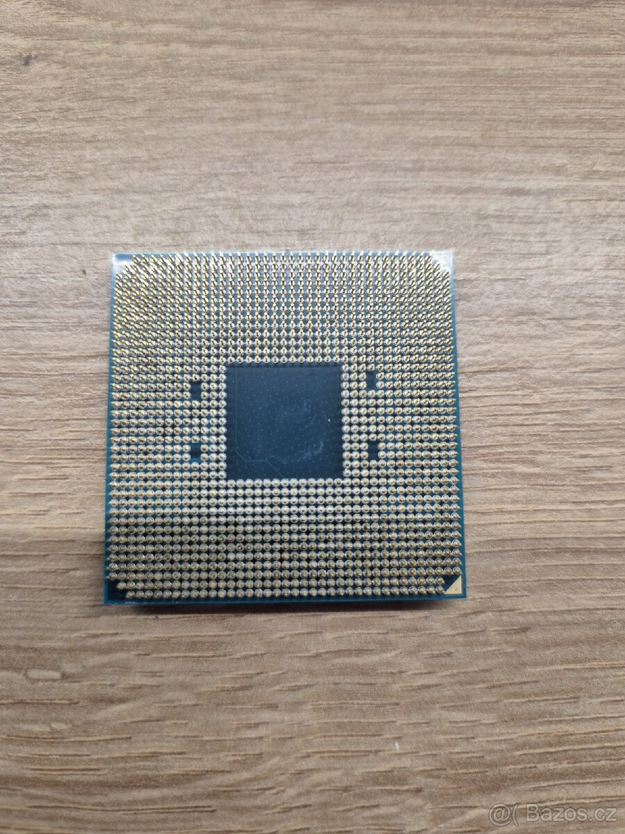AMD Ryzen 7 2700X - 3