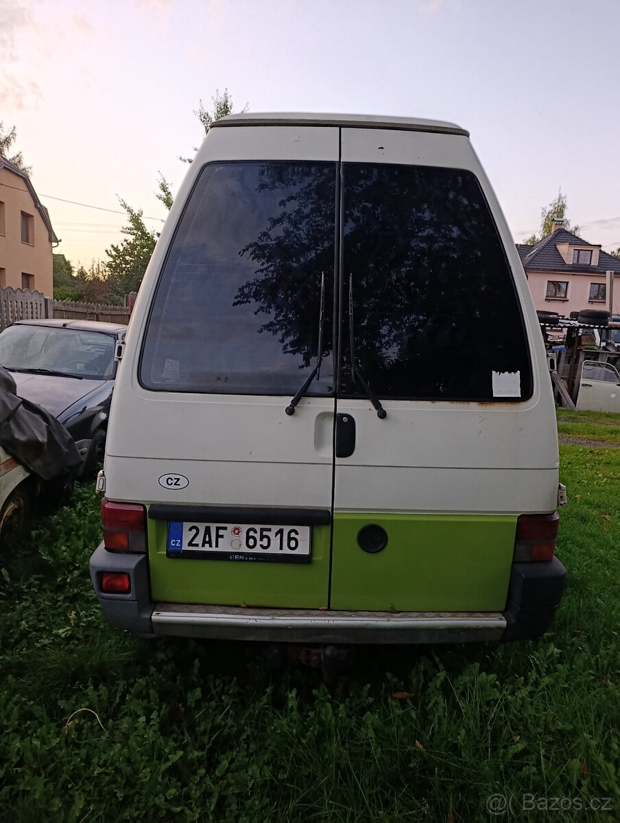 Transporter 2.4 vysoký obytny Volkswagen - 3