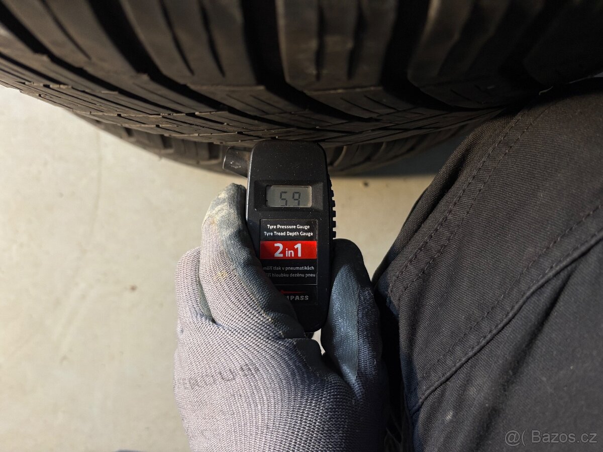 Zimní pneu Continental 225/55R17 - 3