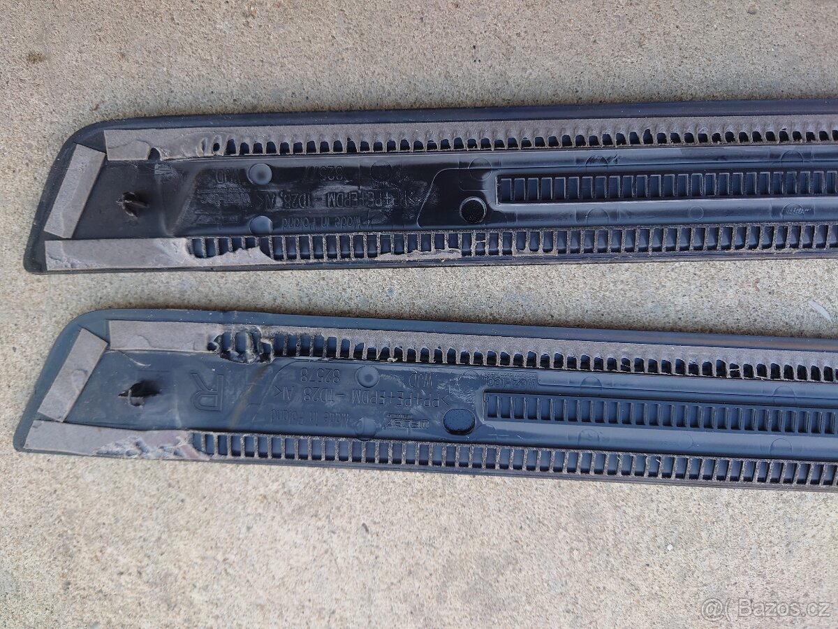 Audi A4 B9 predné prahové lišty L+P - 3