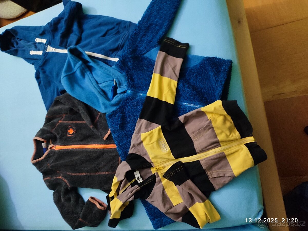 Mix oblečení vel 104, 110, kolem 100 ks - 3