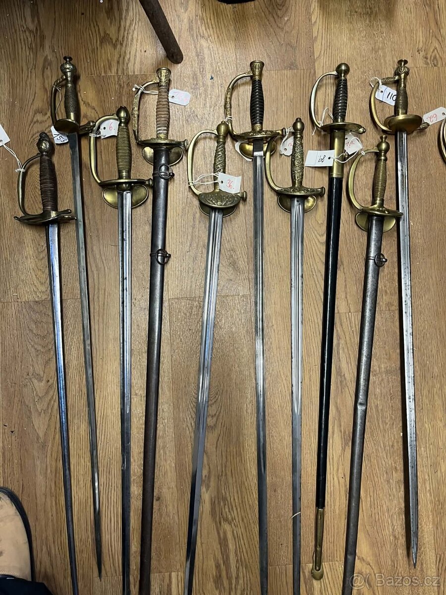 Historické šavle a kordy - 3