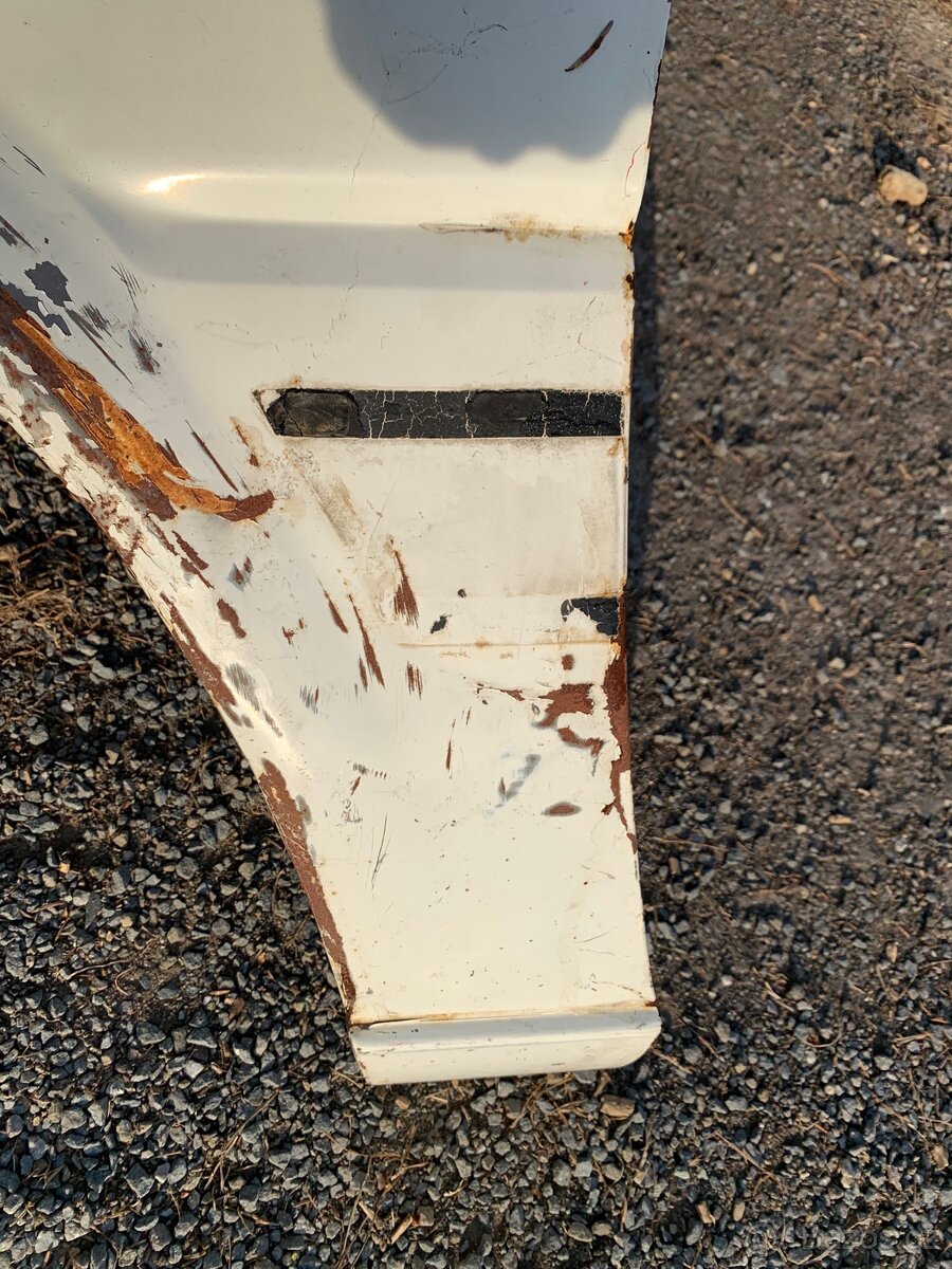 Toyota corolla ae82 přední blatníky - 3