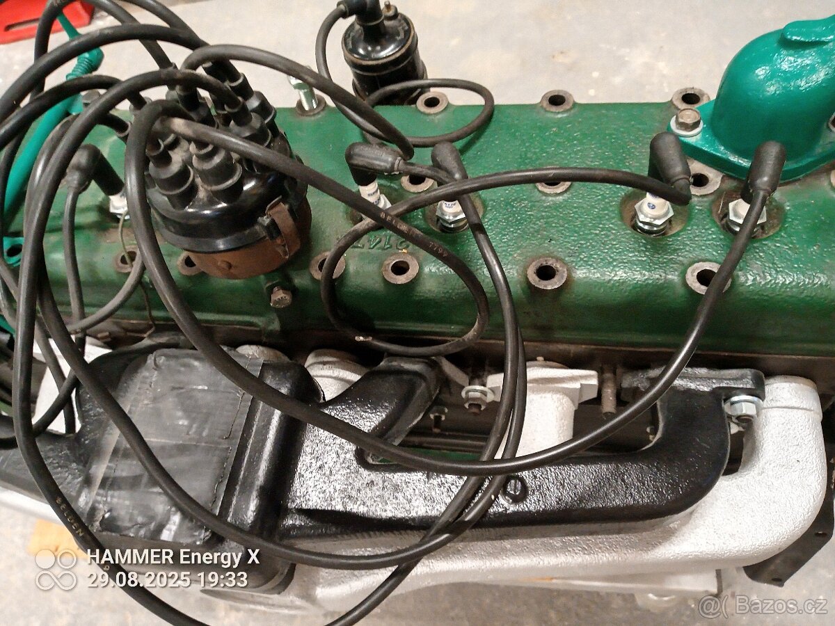 Osmivalcovy blok motoru Nash rok cca 1931 - 3