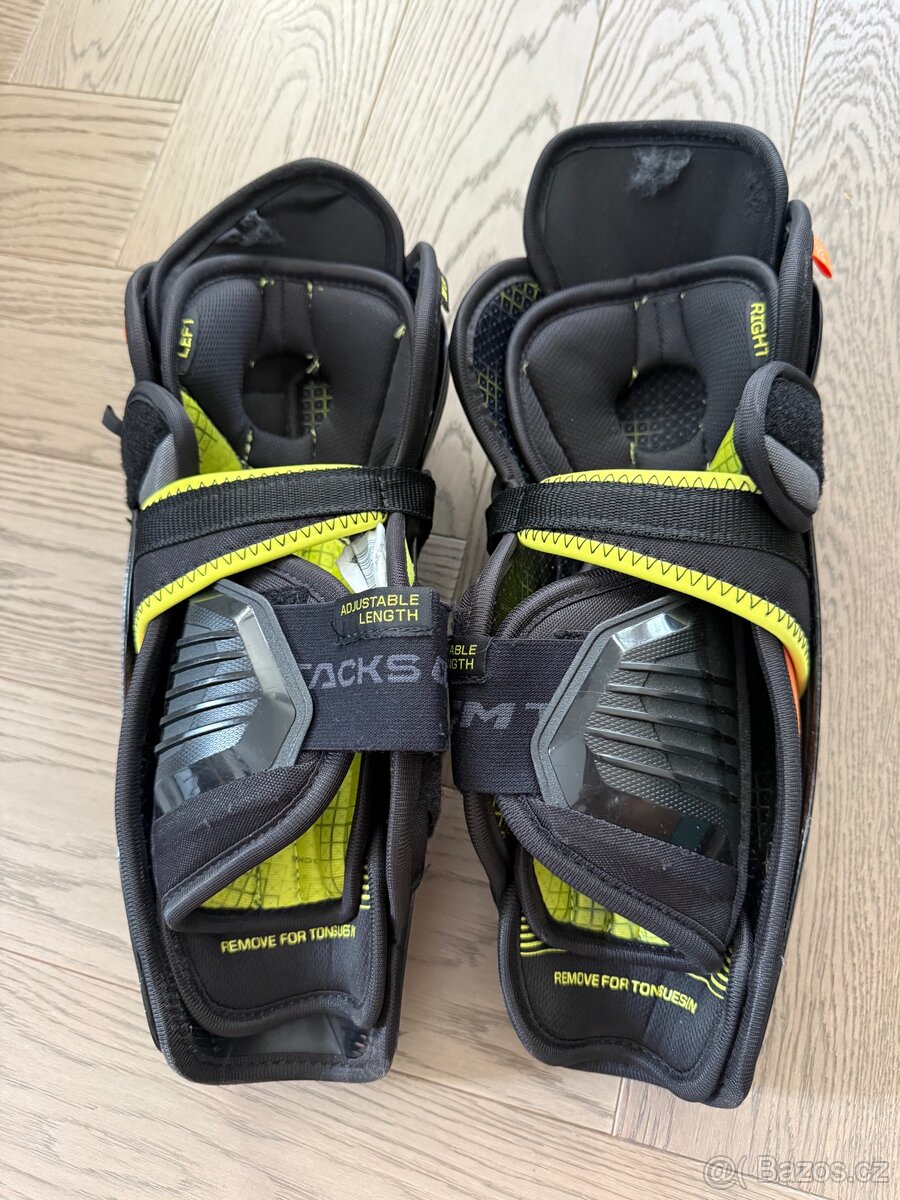 Chrániče holene CCM Tacks XF JR - 3