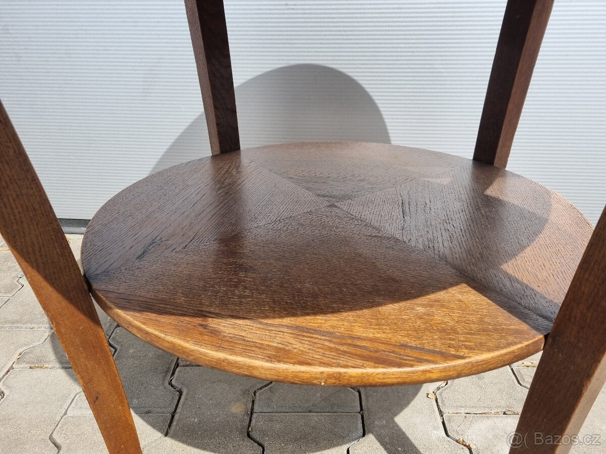 Oválný retro stolek - 3