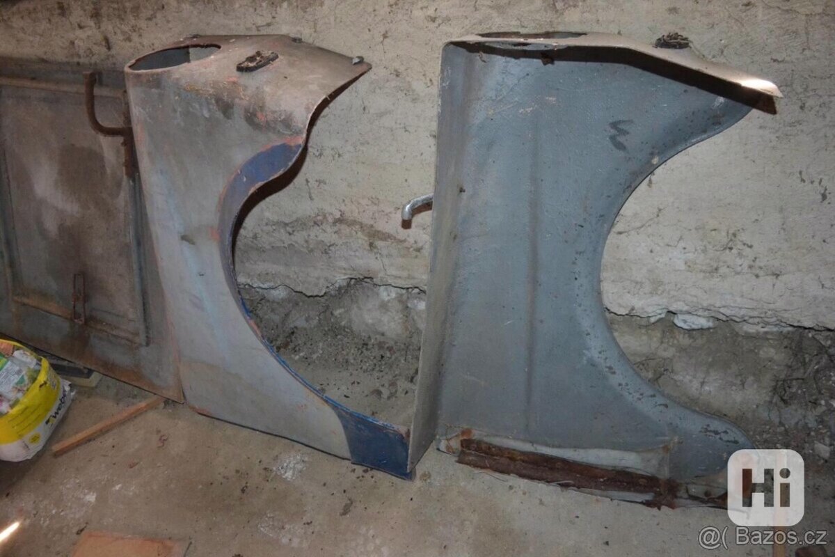 Velorex ctyrkolovy 2 blatniky a kapota - 3