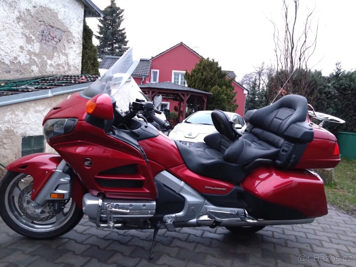 HONDA GL 1800 GOLD WING - 3