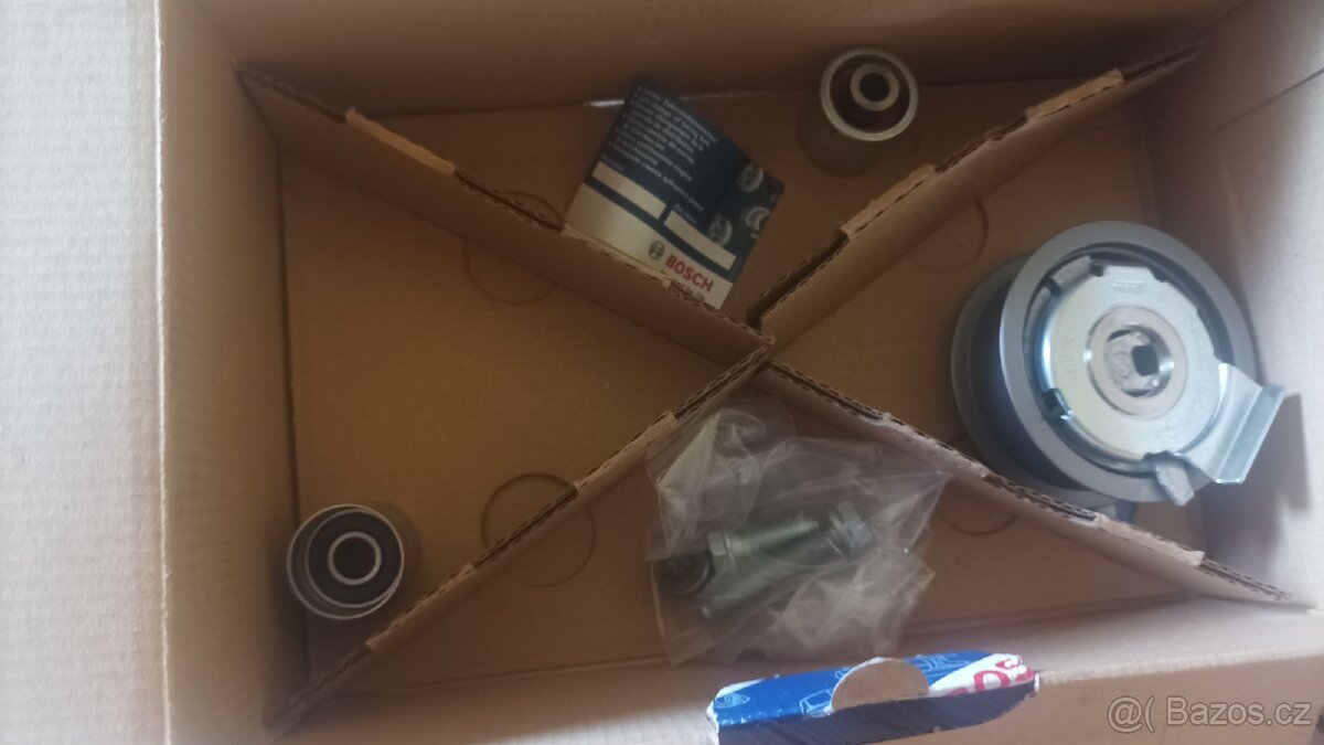 Nová rozvodová sada, řemen + vodní pumpa BOSCH + řetěz - 3