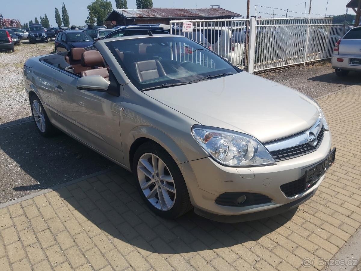 Opel Astra 1.6i Cabrio - 3