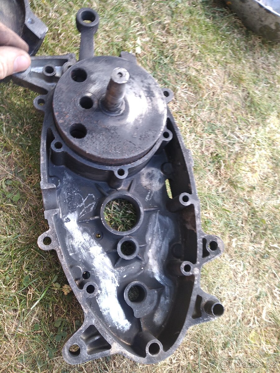 Párové kartery s klikou a kolečkem nešlo sundat - 3