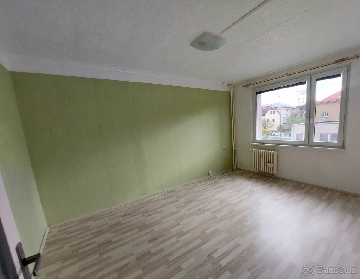 Pronájem bytu 1+1, Husova, Chrudim, 8900 Kč/měs, 36 m2 - 3