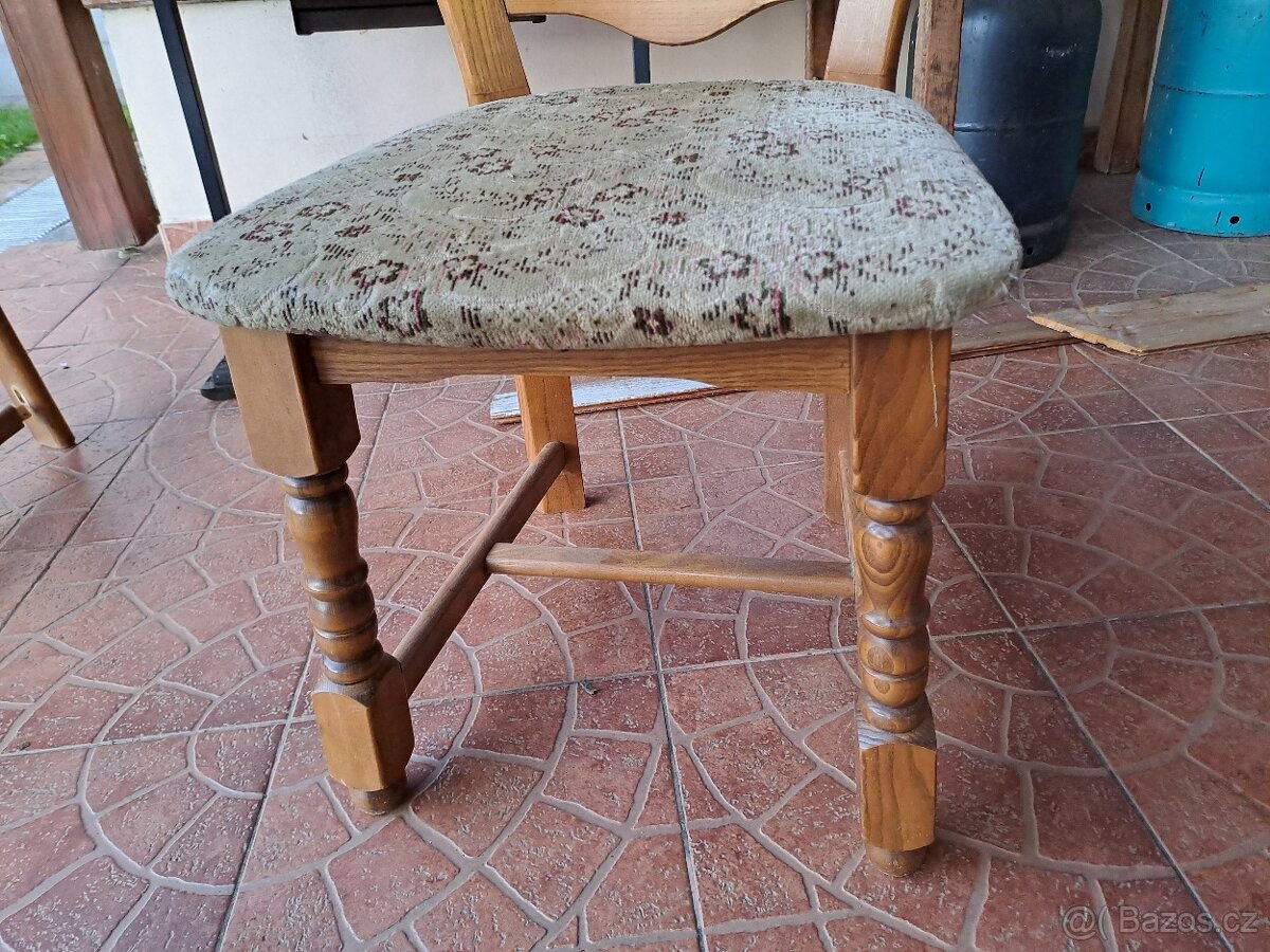 Stůl konferenční - 3