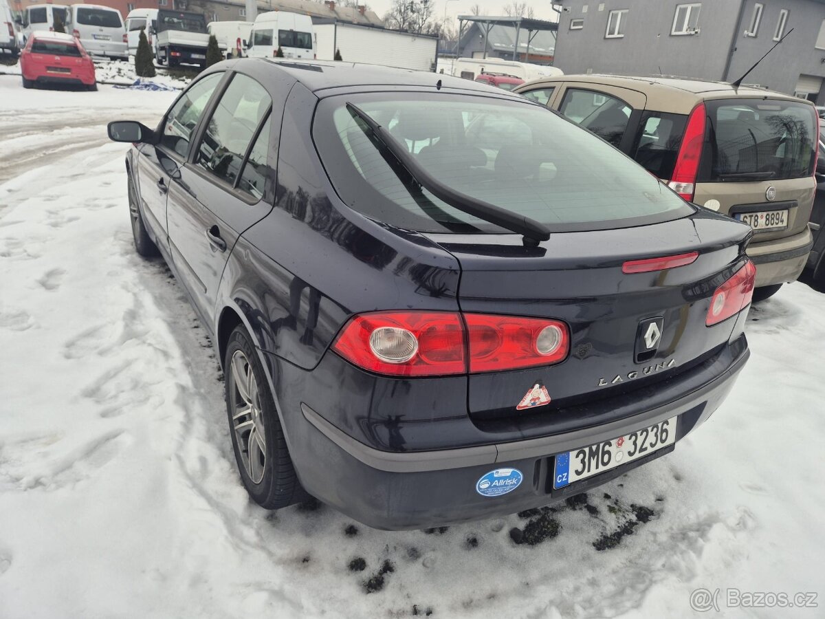 Renault Laguna - 3