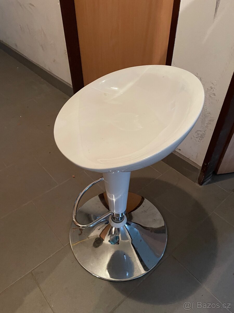 Barová židle - 3