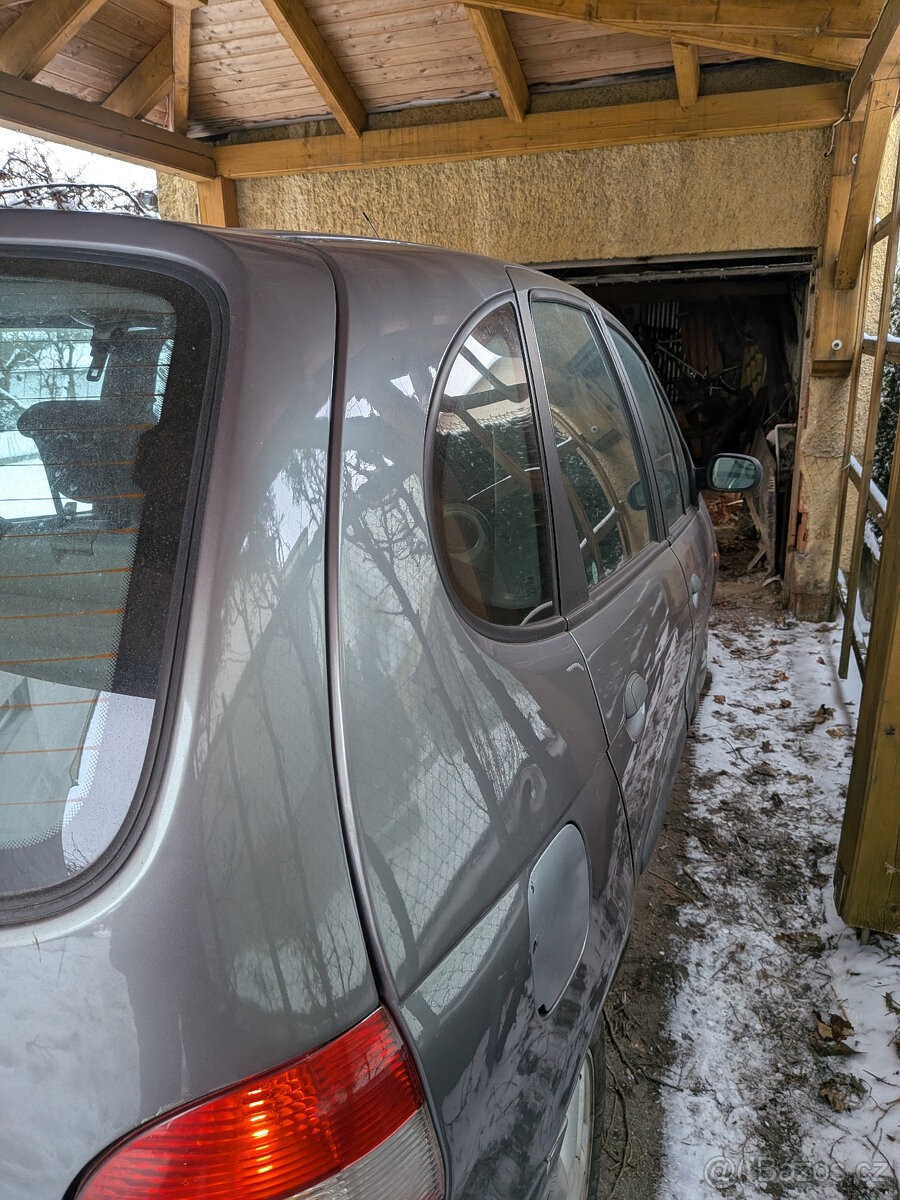 Renault Scenic 1,9 dci, combi - 3