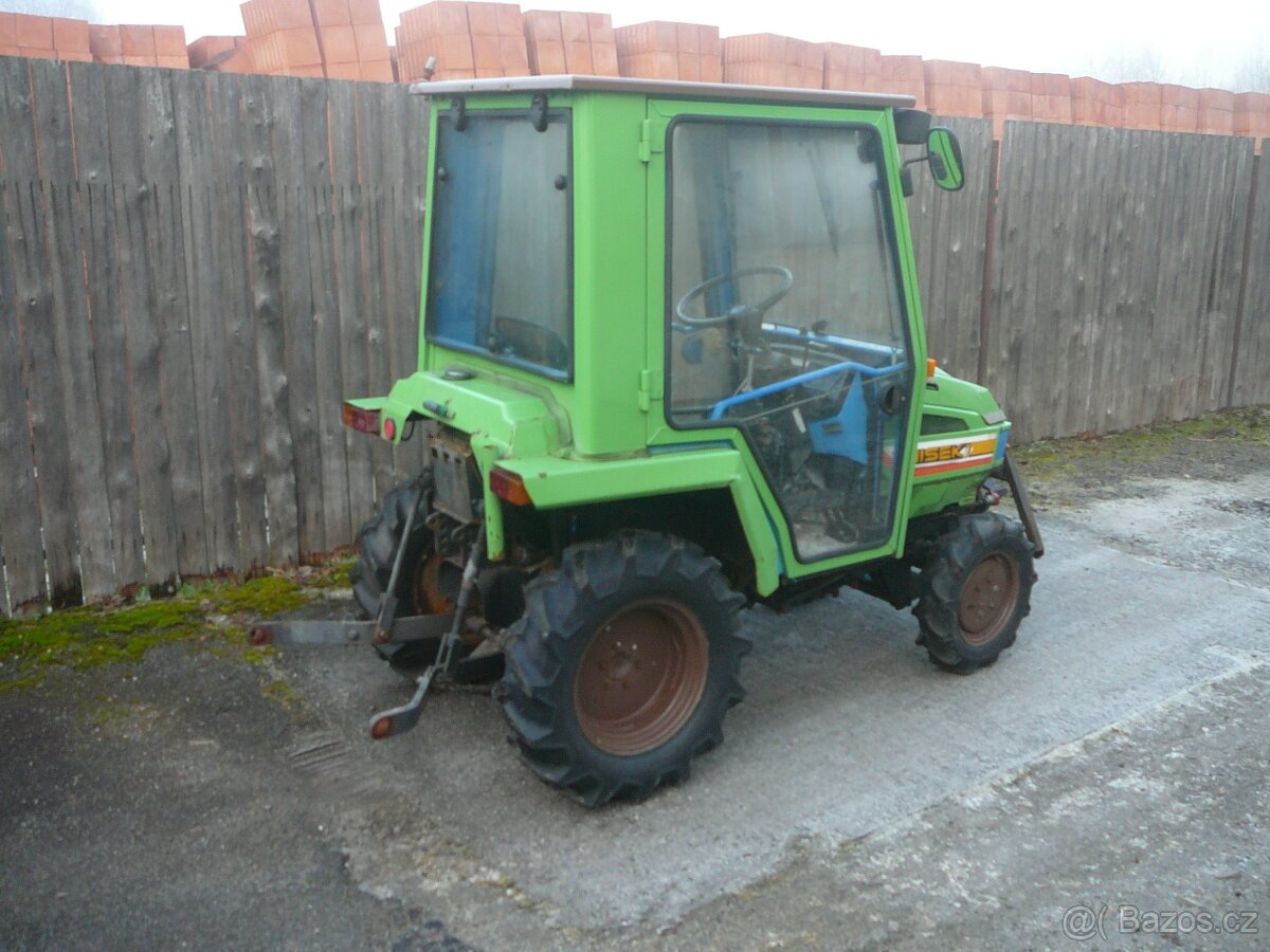 malotraktor Iseki 3015 AHL 4x4 - 3