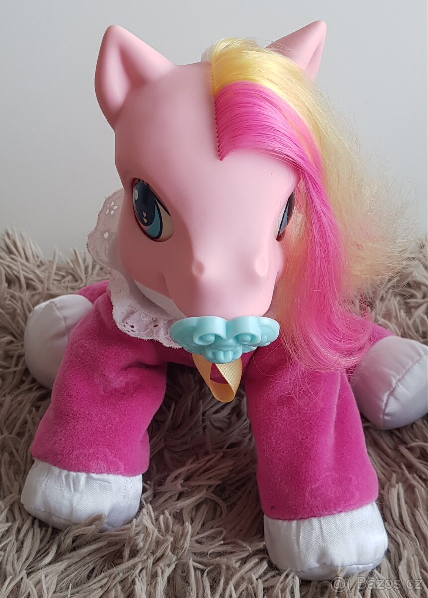 Panenka Natalie + konik, oba mluvi - 3