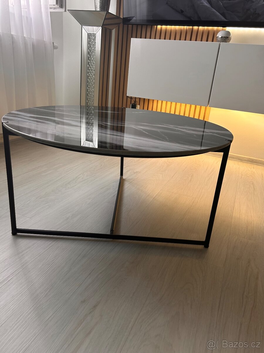 Konferenční stul - 3