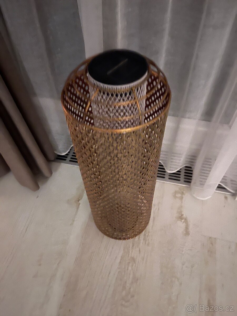 Solární lampa Lindby - 3