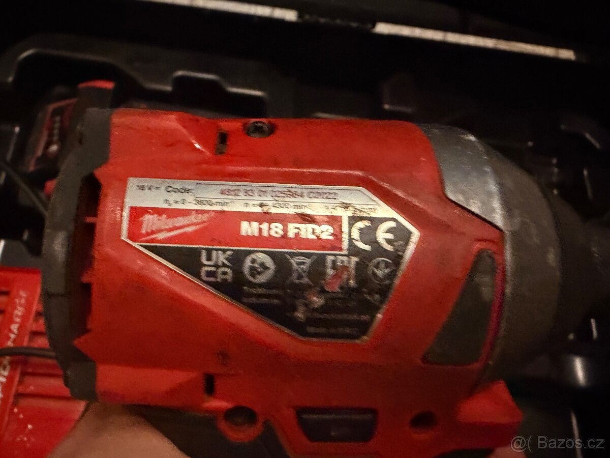 Milwaukee Rázak m18 - 3