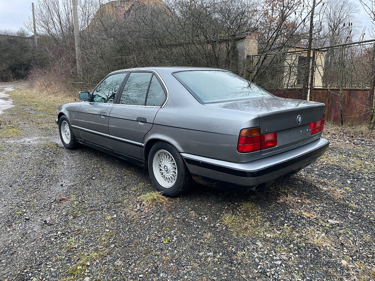 BMW e34 520i m50b20 - 3