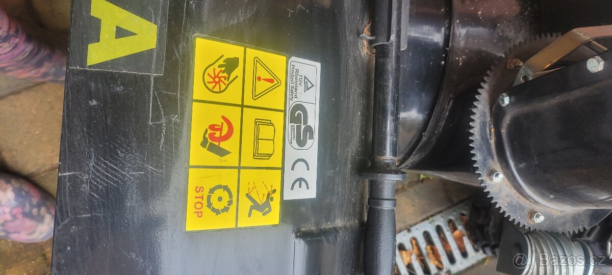 Motorová sněhová fréza - 3