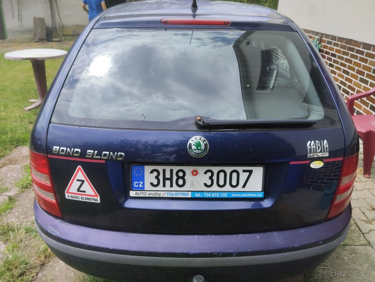 PRODÁM ŠKODA Fabia combi 1.4mpi - 3