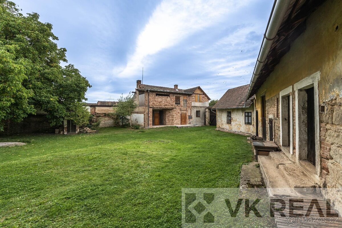 Prodej bývalé zemědělské usedlosti, pozemek 1.232 m, Chotíko - 3