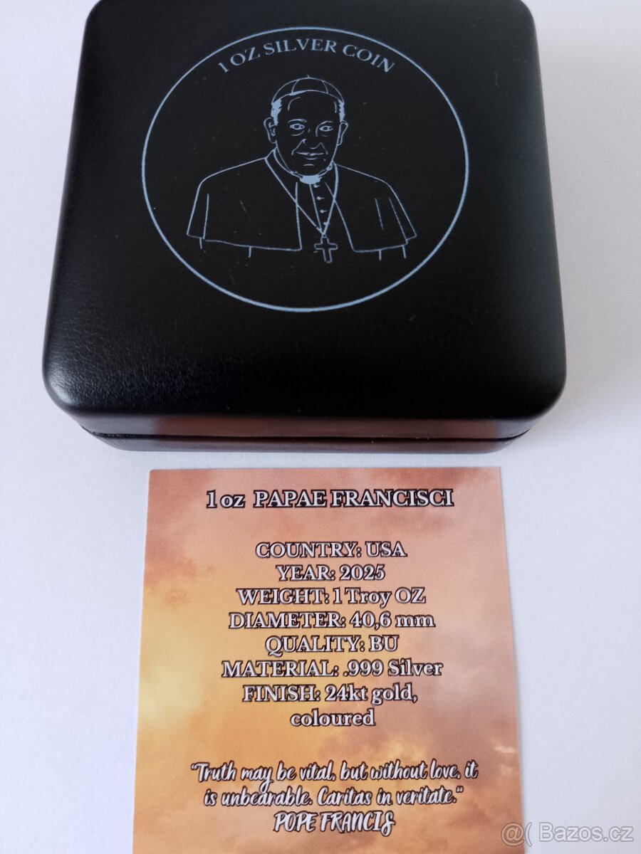 Stříbrná mince papež František zdobena zlatem, kolorovaná - 3