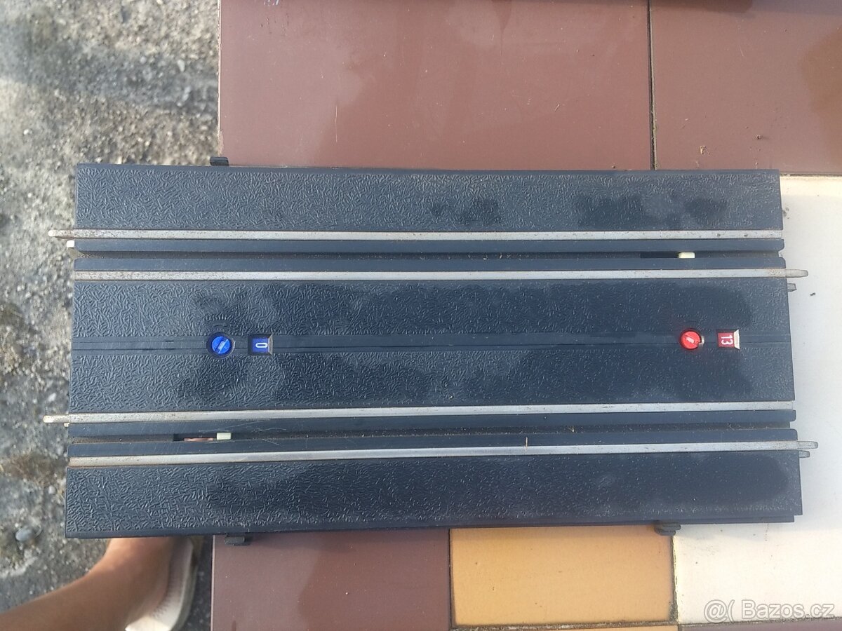 Prodám zbytek autodráhy ITES - 3