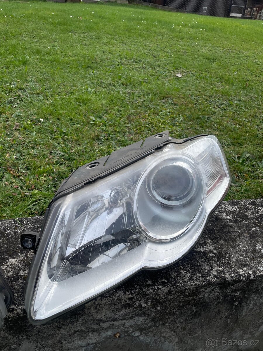 VW Passat B6 přední světla - 3